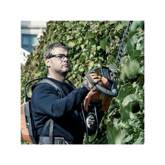 Sövénynyíró Akkus Husqvarna 520ihd70 Akku És Töltő Nélkül