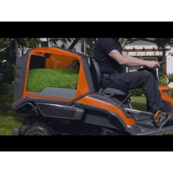 Husqvarna Rider Gyűjtős RC 318T + 112cm Asztal
