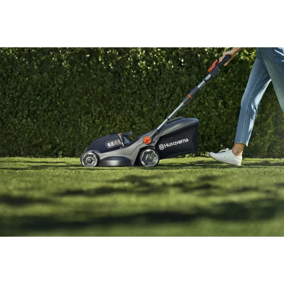 Fűnyíró Husqvarna Aspire LC34-P4A - csak gép
