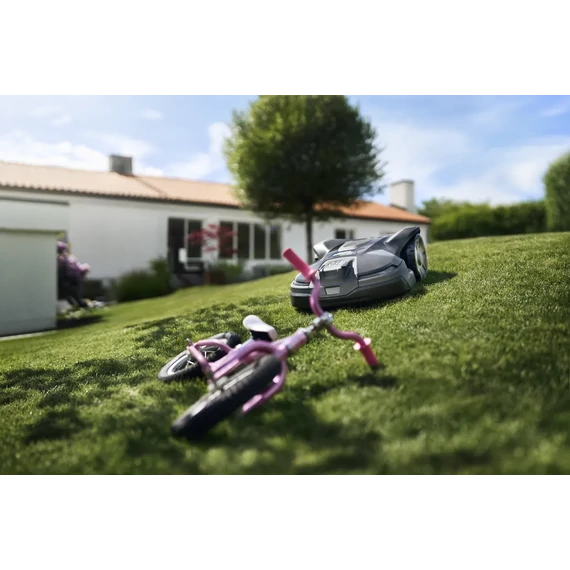 Robotfűnyíró Husqvarna Automower 450X NERA