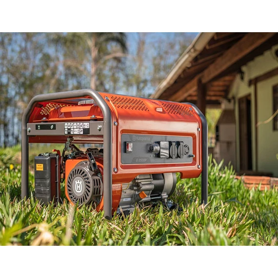Áramfejlesztő Husqvarna G2500P  196cm3  2200W AVR  220V