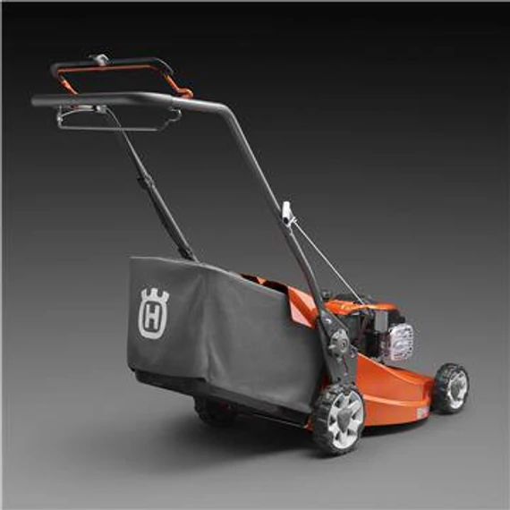 Fűnyíró Husqvarna LC 247 Husq.mot.139cm3 47cm