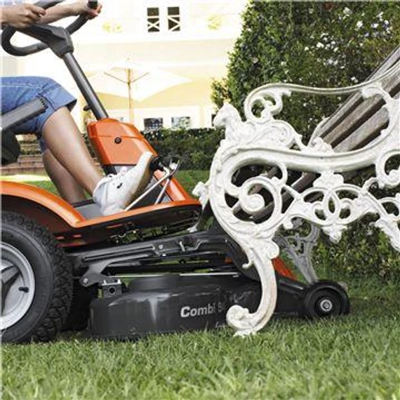 Fűnyírótraktor Husqvarna Rider R316TX AWD  Csak Gép! ß